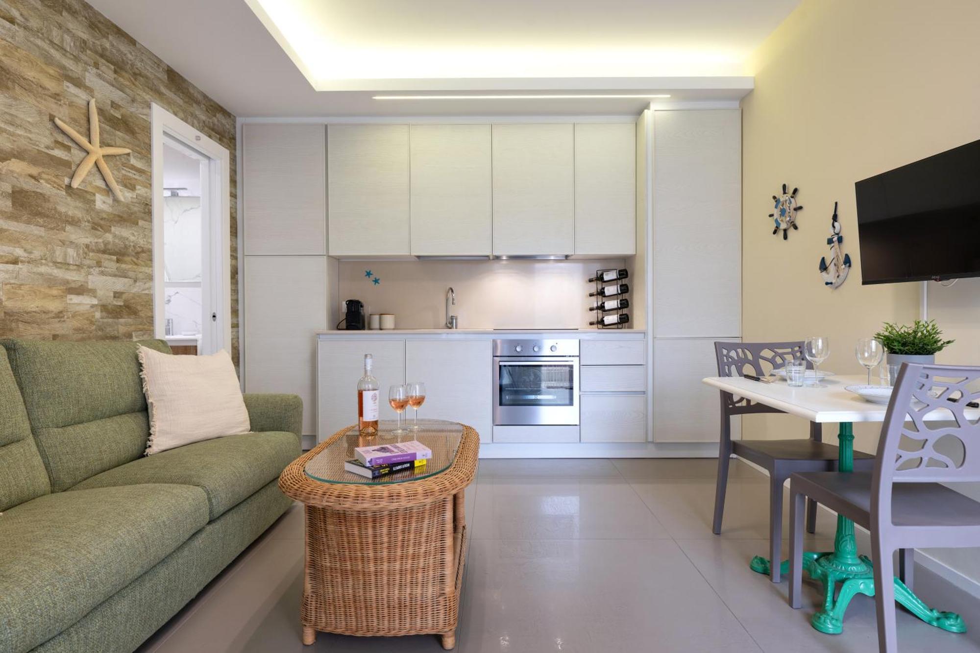 Cozy Marine Apt With Jacuzzi - 250Mt From Sea Polignano a Mare Dış mekan fotoğraf